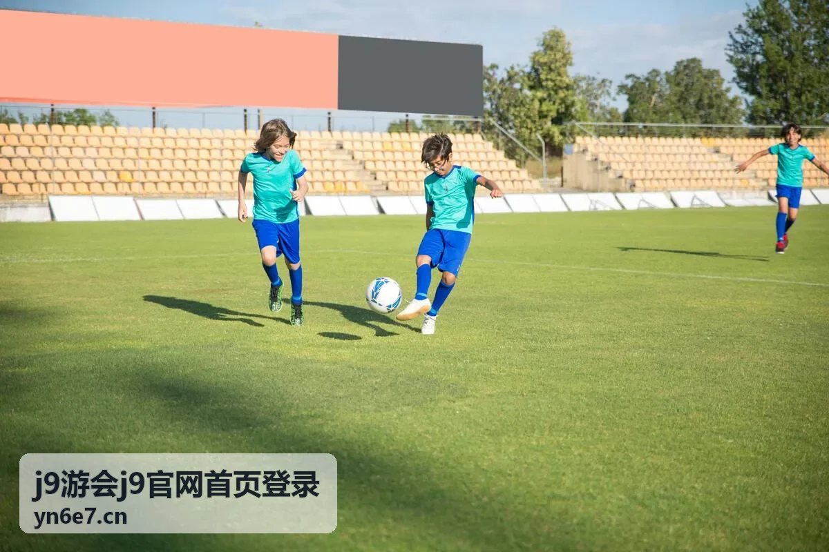 j9游会j9官网首页登录账号入口在桌面与移动端的位置示意